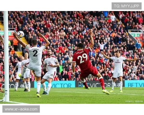 布莱顿与西汉姆联对攻大战，节奏持续高速