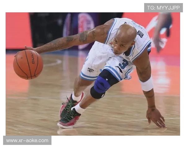 NBA战术碎片化引争议：传统配合减少，抽奖化趋势是否伤害比赛本质？